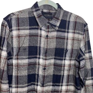 Lucky Brand Navy Plaid Flannel Long Sleeve Button Down Shirt Men’s Size Small